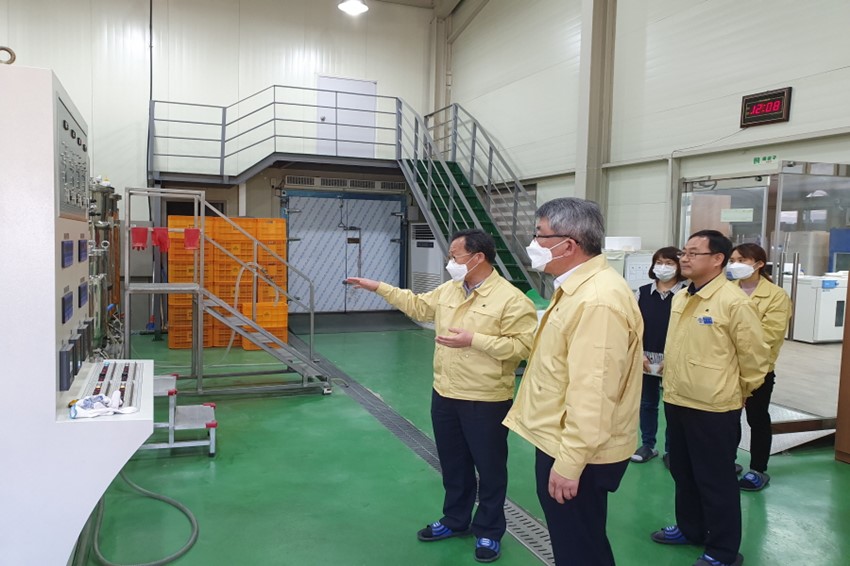 2.김학동 예천군수, 친환경농업바이오센터 점검 적극 행정 펼쳐